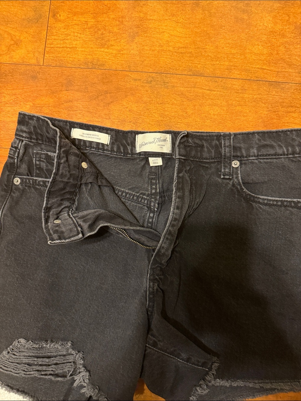 Universal Thread Black Distressed woma Denim Shorts